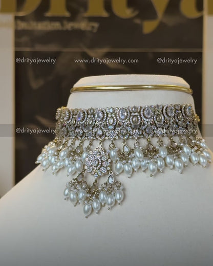 Premium Victorian Choker Set with Diamond-Like Stones and Pearls